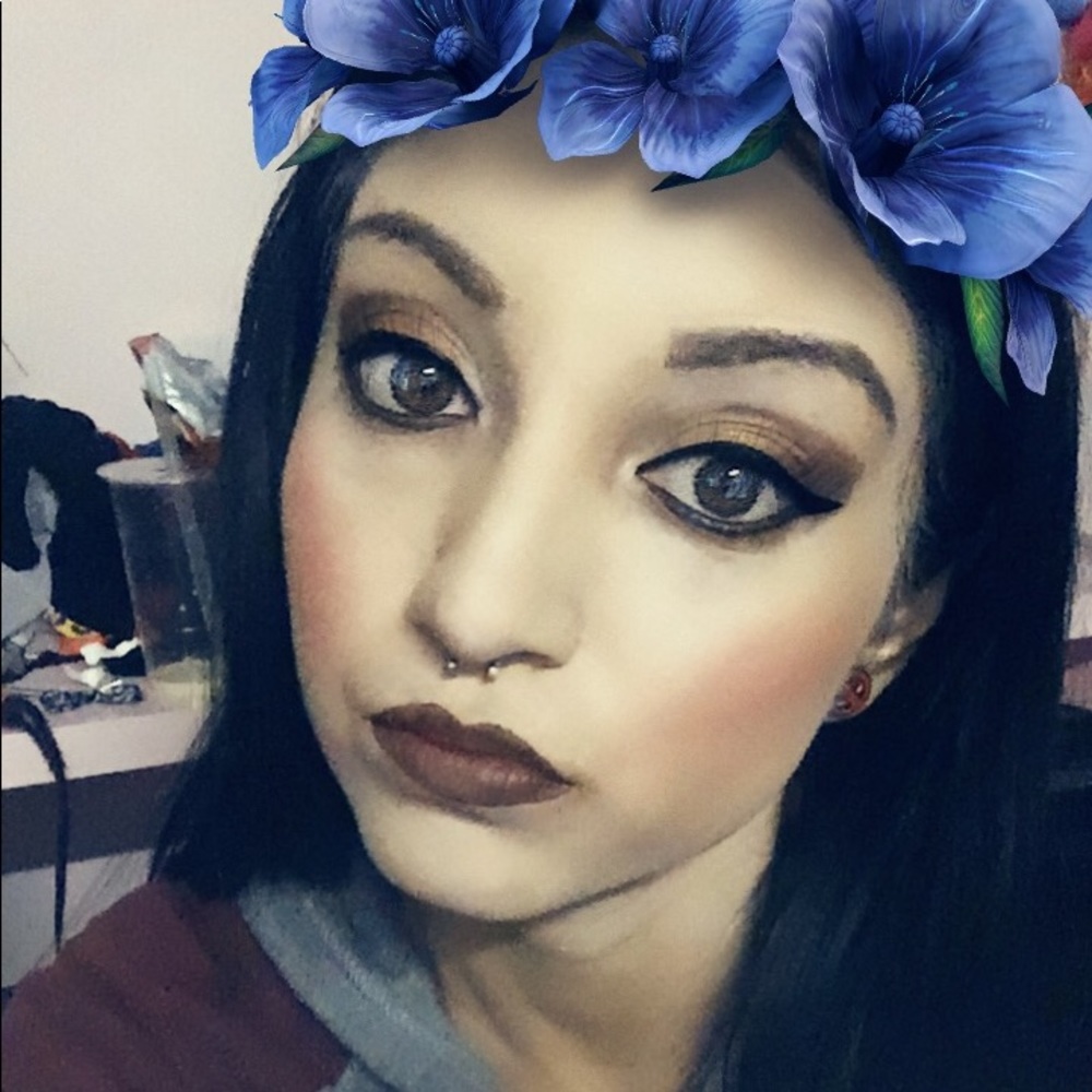 Meet your Posher, Vvanessa